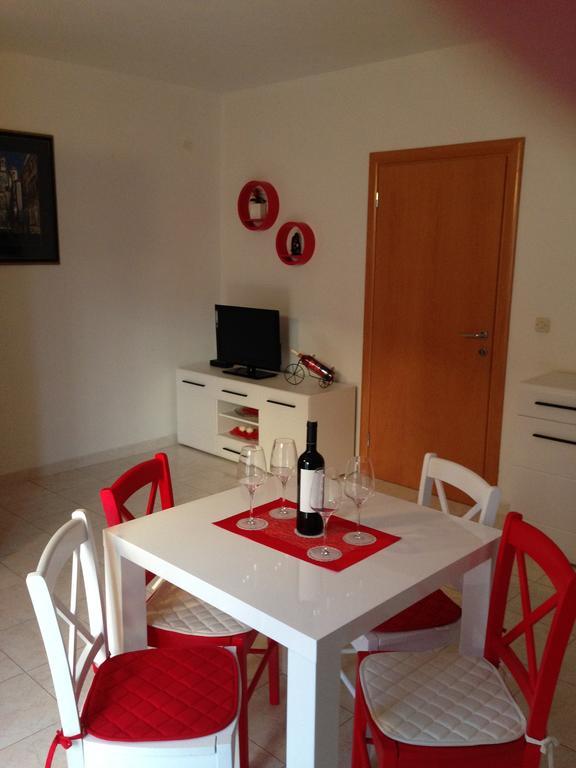 Villa Jasmin Bol Cameră foto